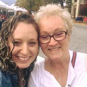 Meet your Posher, Dana